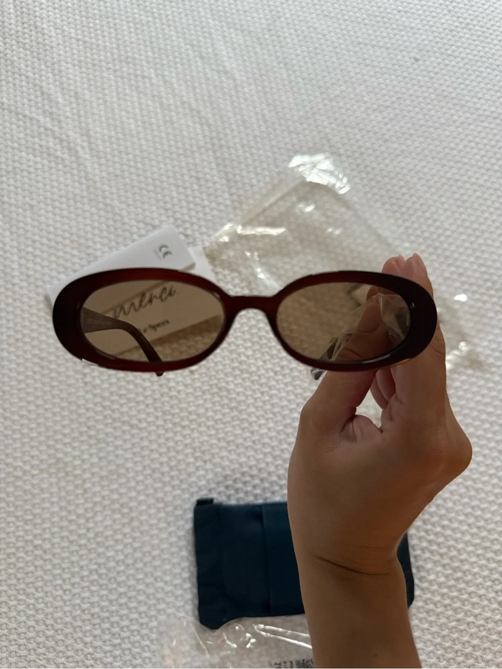 Le Specs Outta Love Sunglasses in Sangria color-NWT